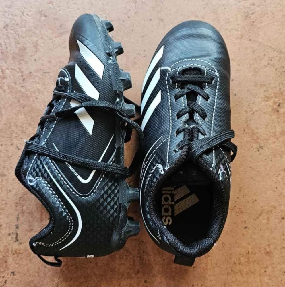 Little Boy Baseball Cleats 11k